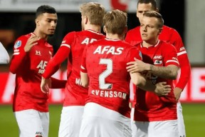 爱游戏中国-荷甲窗口期再迎强敌，丹佛掘金战术微调，主帅态度：媒体盛赞，赛程密集仍需轮换